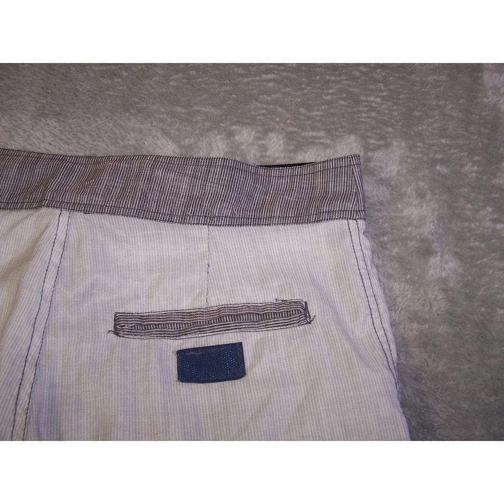 Castaways Swim Men's  32X10 White Gray Blue‎ Lined Trunks Pre-Owned